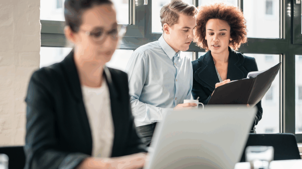 how introverts can network